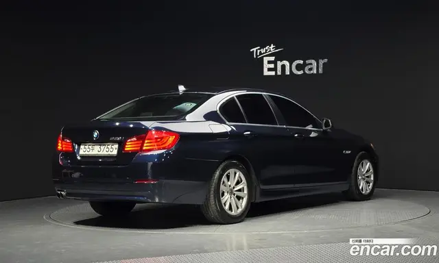 BMW 5 серия 2010 2.5 автомат (гидро), миниатюра 2