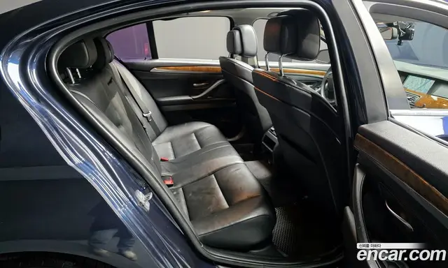 BMW 5 серия 2010 2.5 автомат (гидро), миниатюра 12