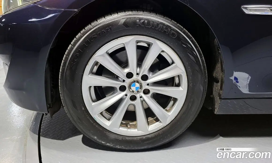 BMW 5 серия 2010 2.5 автомат (гидро), фото 5