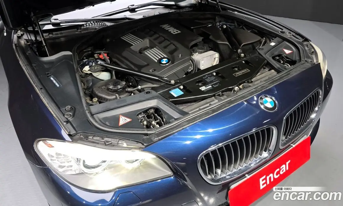 BMW 5 серия 2010 2.5 автомат (гидро), фото 6