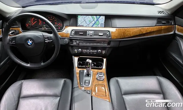BMW 5 серия 2010 2.5 автомат (гидро), миниатюра 7