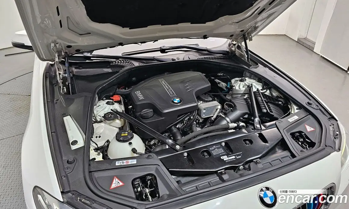 BMW 5 серия 2016 2.0 автомат (гидро), фото 6