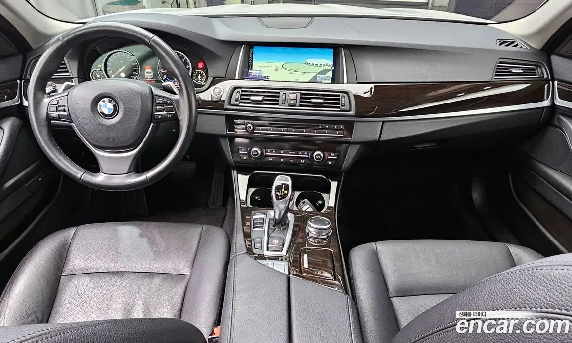 BMW 5 серия 2016 2.0 автомат (гидро), фото 7
