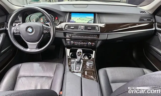 BMW 5 серия 2016 2.0 автомат (гидро), миниатюра 7