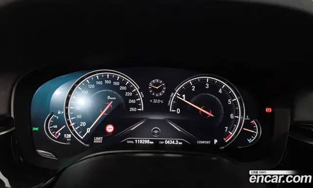 BMW 5 серия 2018 2.0 автомат (гидро), миниатюра 11