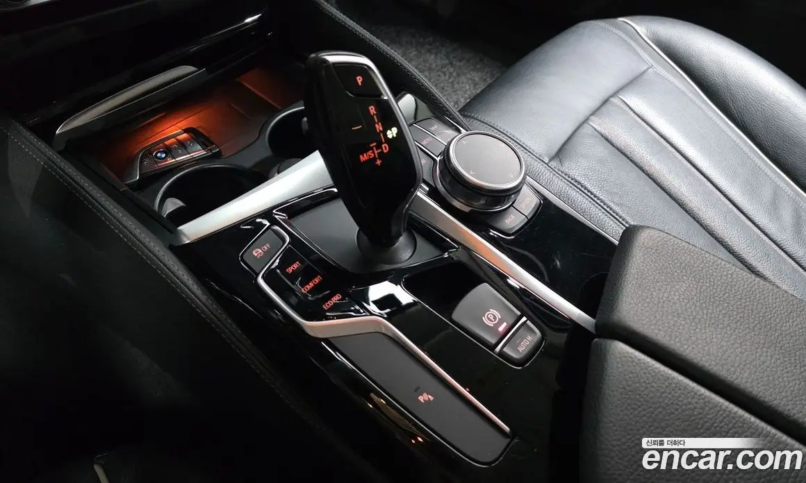 BMW 5 серия 2018 2.0 автомат (гидро), фото 12