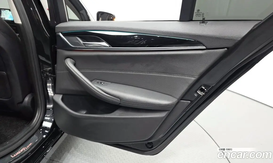 BMW 5 серия 2018 2.0 автомат (гидро), фото 15