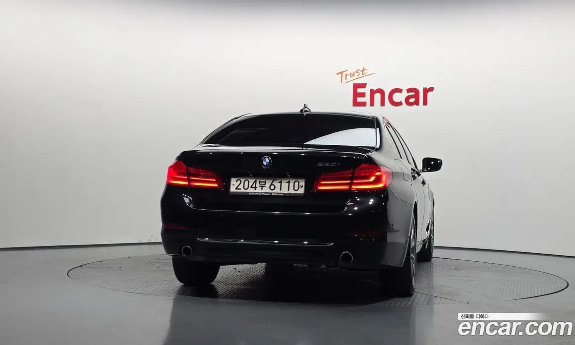 BMW 5 серия 2018 2.0 автомат (гидро), фото 4
