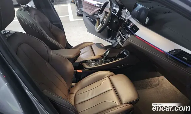 BMW X2 2023 2.0 автомат (гидро), миниатюра 12
