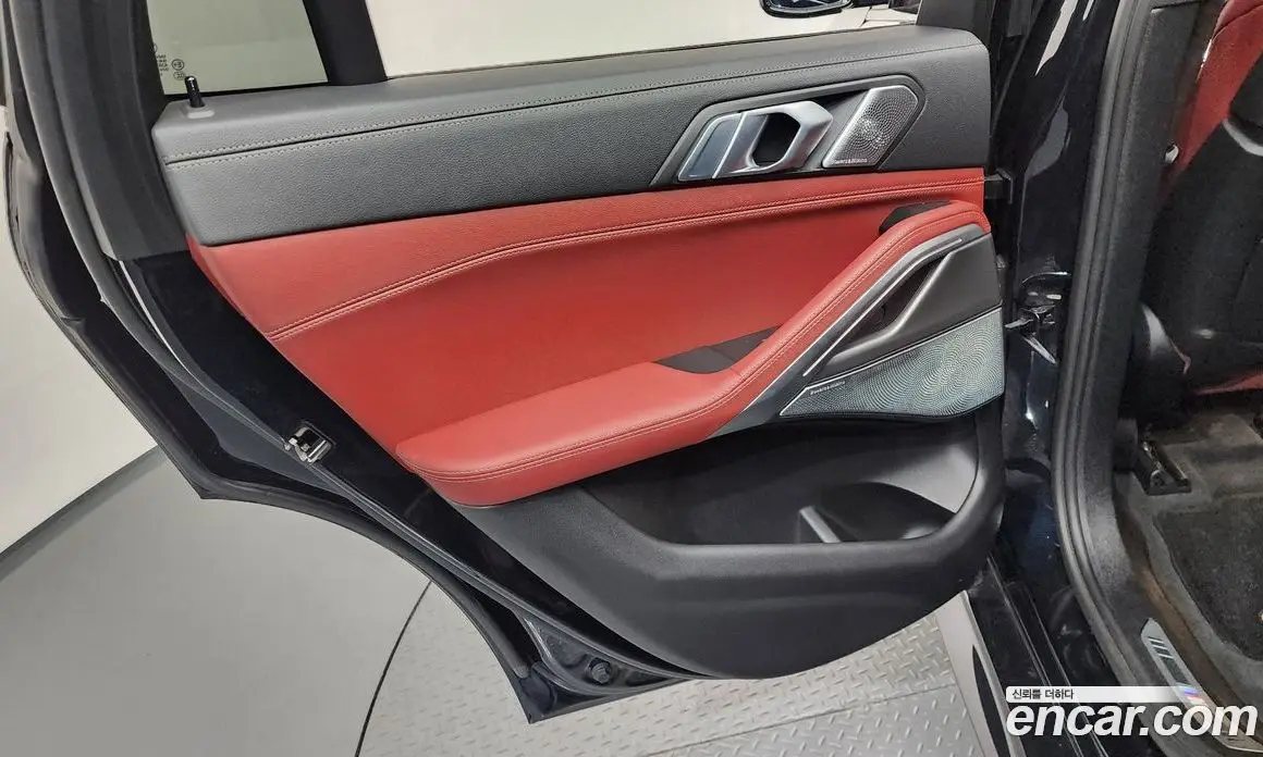 BMW X6 2021 3.0 автомат (гидро), фото 15