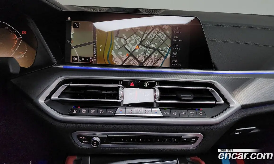 BMW X6 2021 3.0 автомат (гидро), фото 18