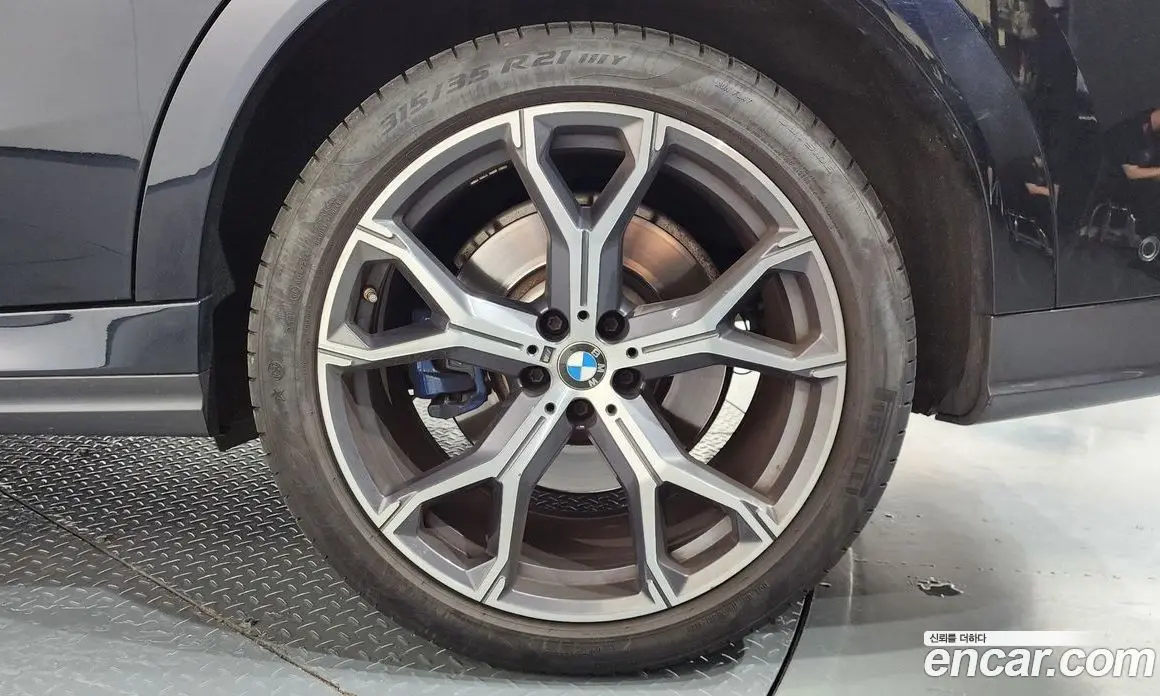 BMW X6 2021 3.0 автомат (гидро), фото 7