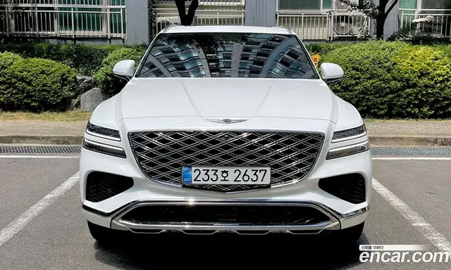 Genesis GV80, 2025, 8 739 км