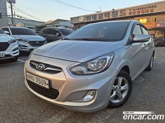 Hyundai Accent, 2012, 180 900 км