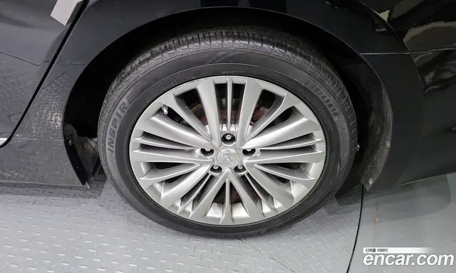 Hyundai Aslan 2014 3.0 автомат (гидро), миниатюра 5