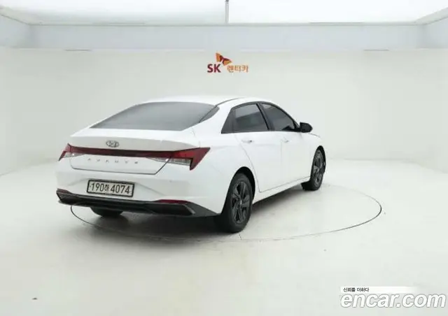 Hyundai Avante 2023 1.6 автомат (гидро), миниатюра 3