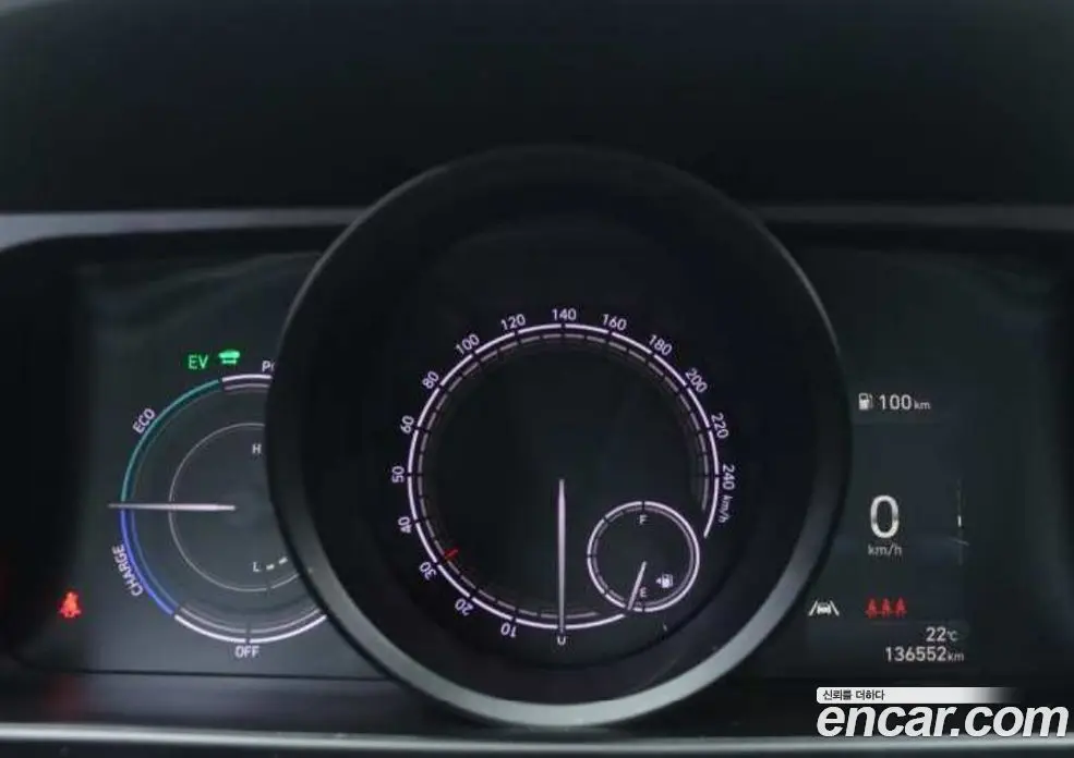 Hyundai Avante 2023 1.6 автомат (гидро), фото 7