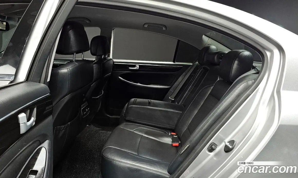 Hyundai Genesis 2013 3.8 автомат (гидро), фото 12
