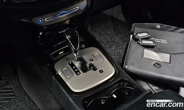 Hyundai Genesis 2013 3.8 автомат (гидро), миниатюра 9