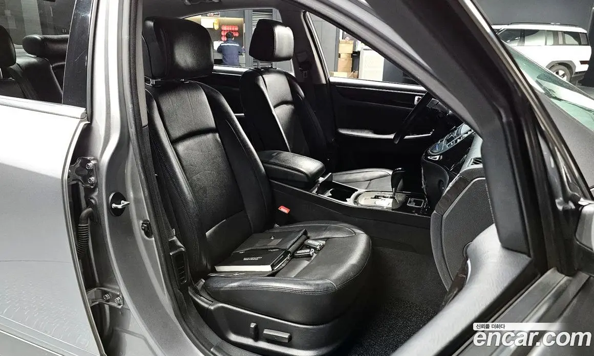 Hyundai Genesis 2013 3.8 автомат (гидро), фото 10