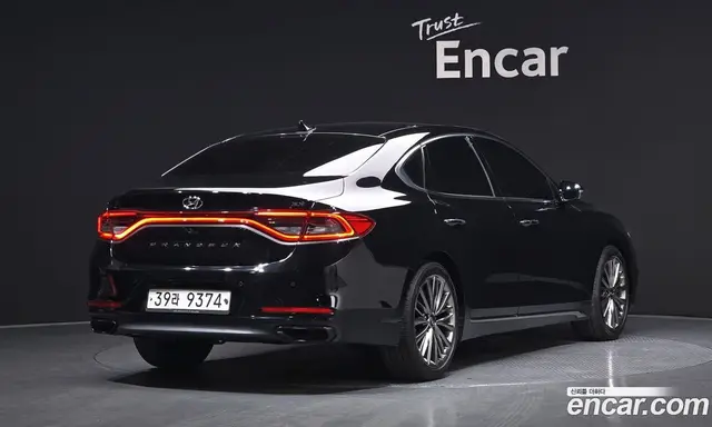 Hyundai Grandeur 2017 3.3 автомат (гидро), миниатюра 2