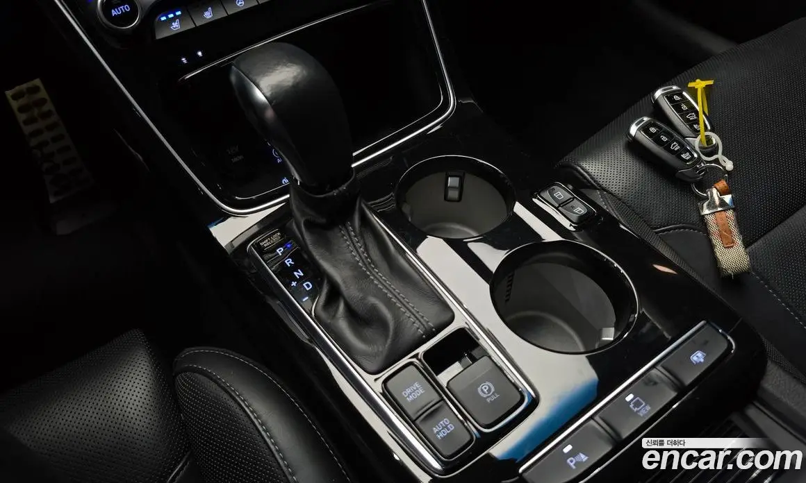 Hyundai Grandeur 2017 3.3 автомат (гидро), фото 12