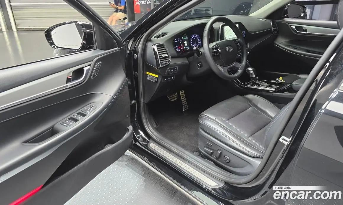 Hyundai Grandeur 2017 3.3 автомат (гидро), фото 13