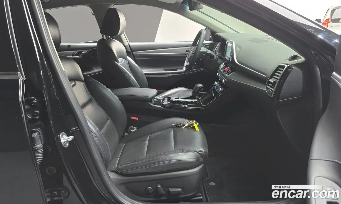 Hyundai Grandeur 2017 3.3 автомат (гидро), фото 16