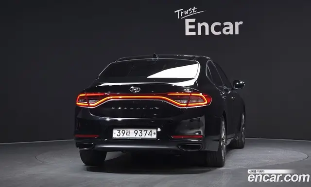 Hyundai Grandeur 2017 3.3 автомат (гидро), миниатюра 4