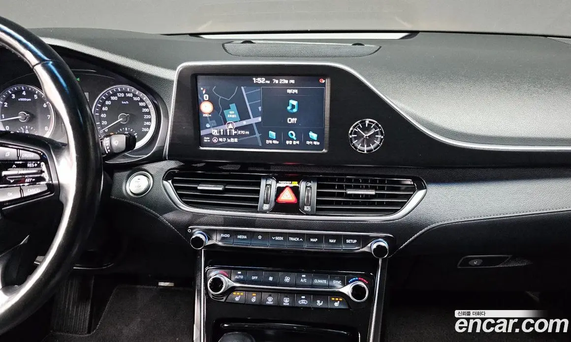 Hyundai Grandeur 2018 2.4 автомат (гидро), фото 20