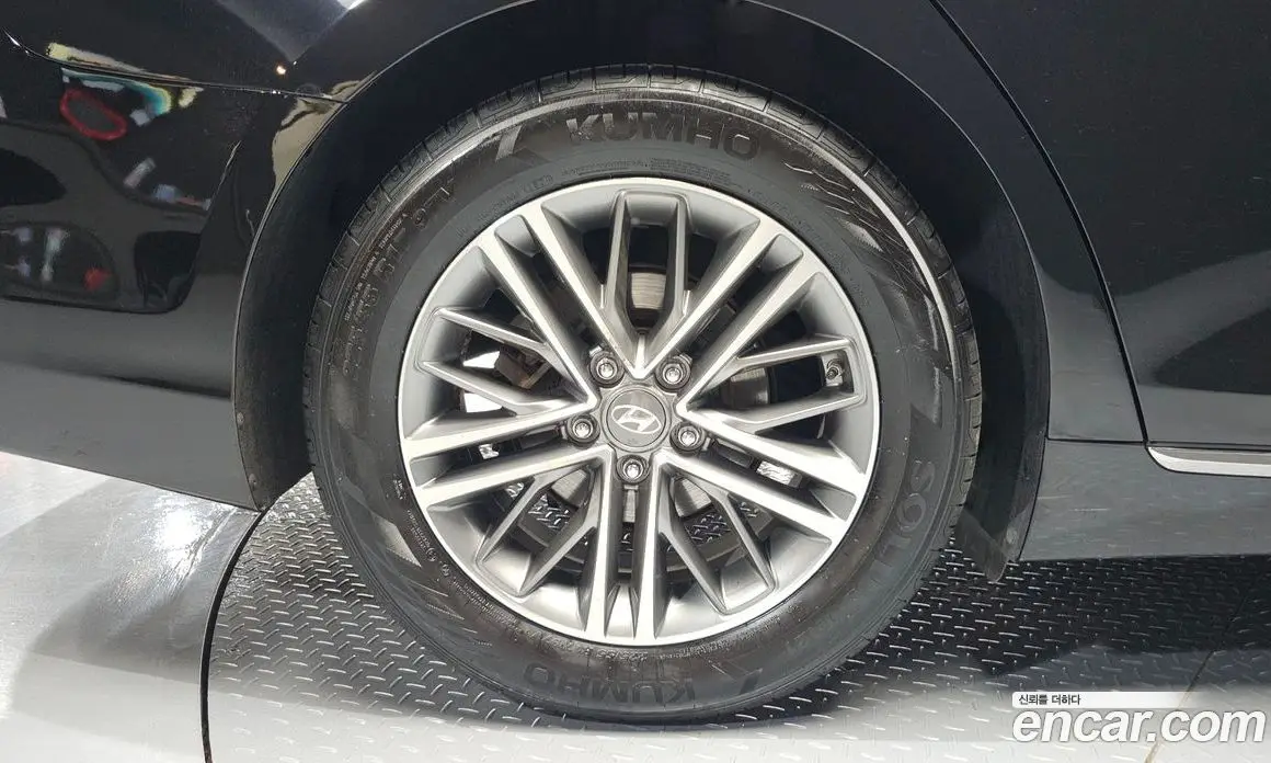 Hyundai Grandeur 2018 2.4 автомат (гидро), фото 5