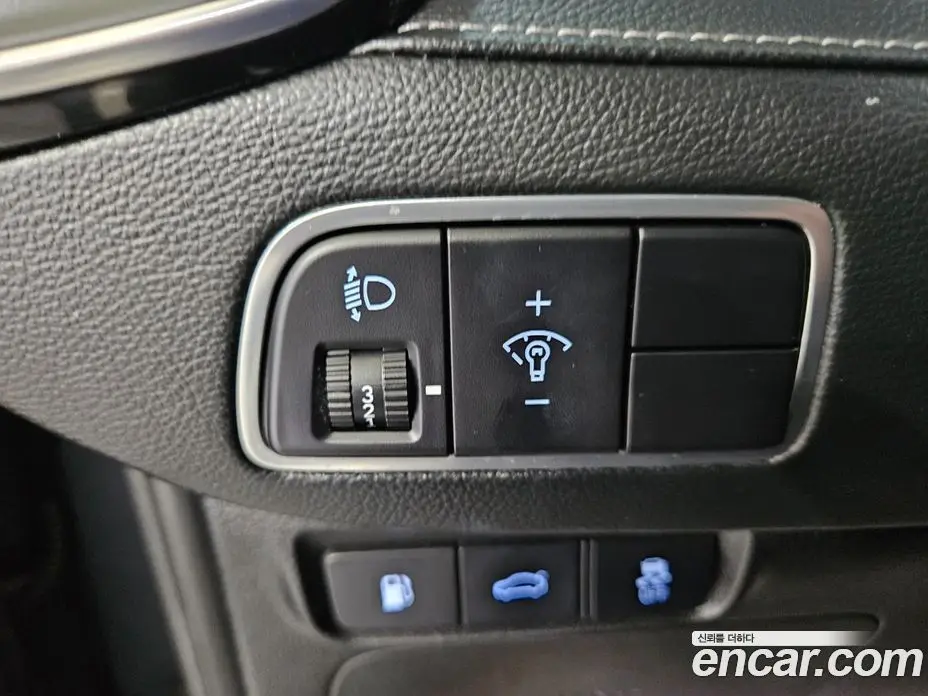 Hyundai Grandeur 2018 2.4 автомат (гидро), фото 12