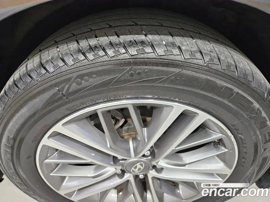Hyundai Grandeur 2018 2.4 автомат (гидро), фото 19