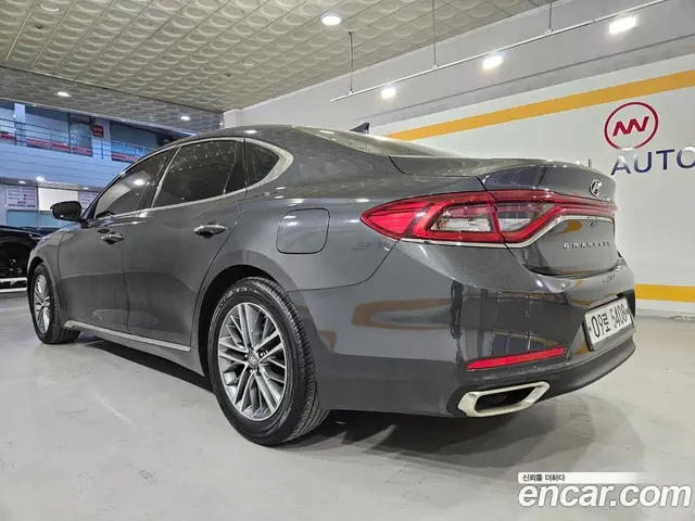 Hyundai Grandeur 2018 2.4 автомат (гидро), миниатюра 4