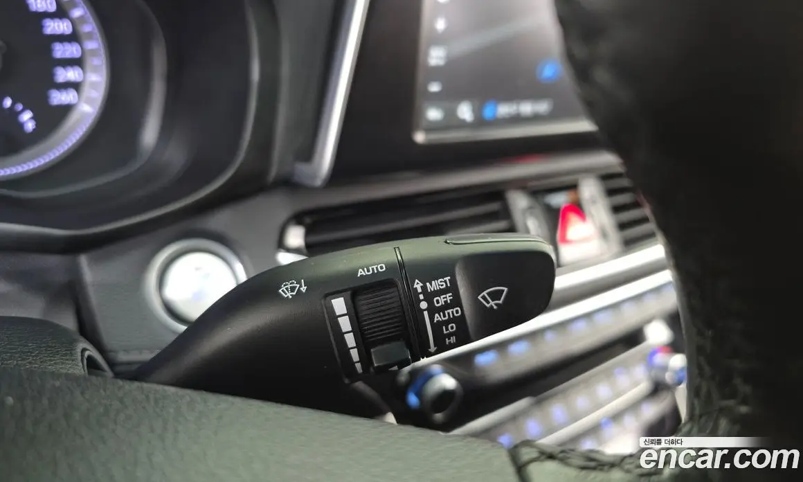 Hyundai Grandeur 2018 3.0 автомат (гидро), фото 16 Hyundai Grandeur 2018 3.0 автомат (гидро), фото 16