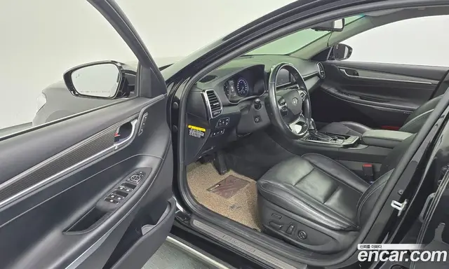 Hyundai Grandeur 2018 3.0 автомат (гидро), миниатюра 10 Hyundai Grandeur 2018 3.0 автомат (гидро), миниатюра 10