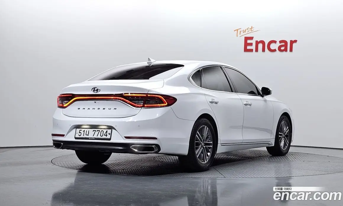 Hyundai Grandeur 2019 2.4 автомат (гидро), фото 2 Hyundai Grandeur 2019 2.4 автомат (гидро), фото 2