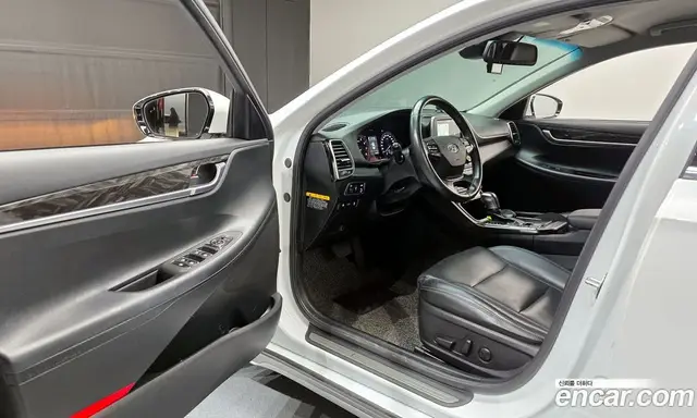 Hyundai Grandeur 2019 2.4 автомат (гидро), миниатюра 11 Hyundai Grandeur 2019 2.4 автомат (гидро), миниатюра 11