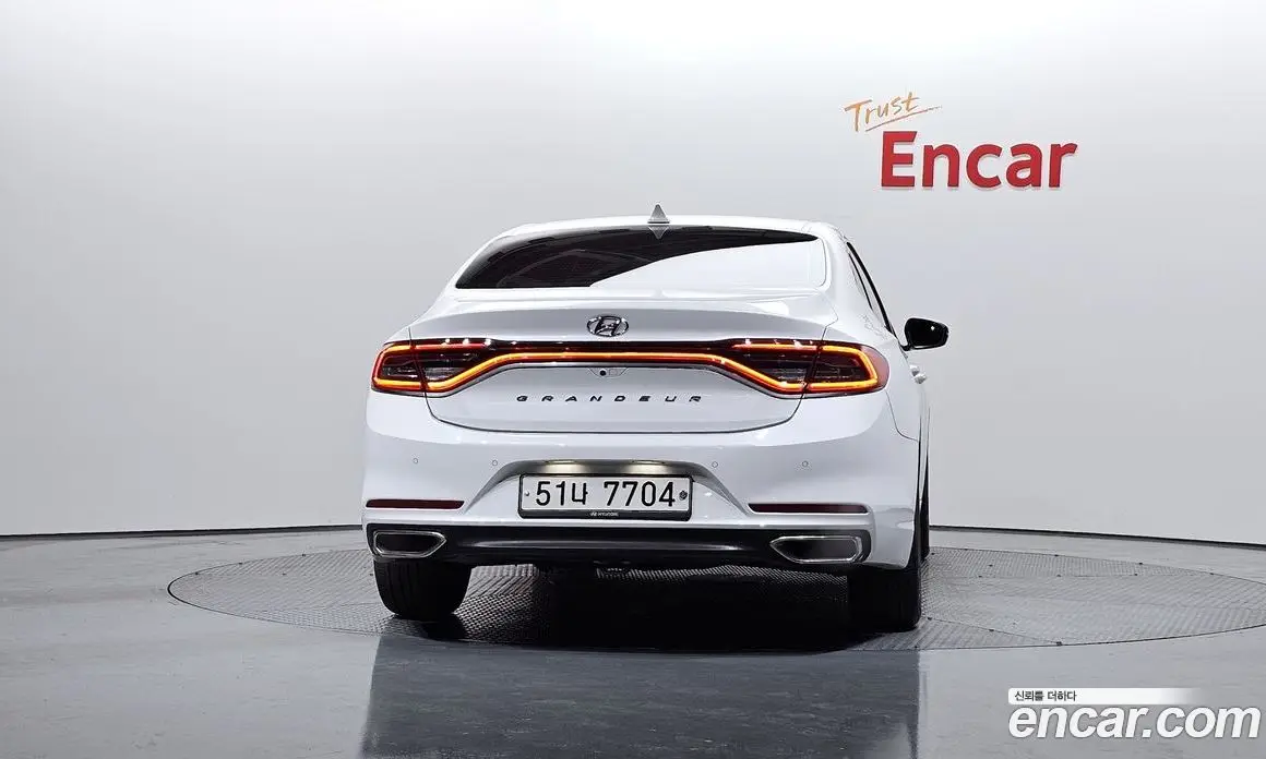 Hyundai Grandeur 2019 2.4 автомат (гидро), фото 4 Hyundai Grandeur 2019 2.4 автомат (гидро), фото 4