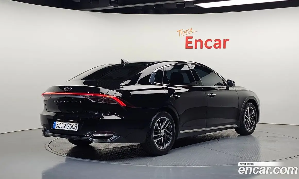 Hyundai Grandeur 2022 3.0 автомат (гидро), фото 2 Hyundai Grandeur 2022 3.0 автомат (гидро), фото 2