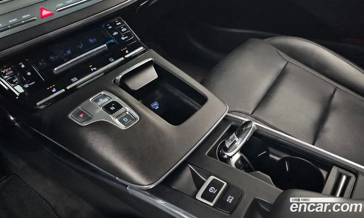 Hyundai Grandeur 2022 3.0 автомат (гидро), фото 12 Hyundai Grandeur 2022 3.0 автомат (гидро), фото 12