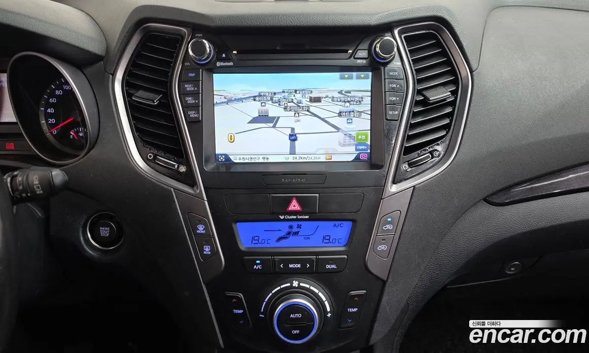 Hyundai Santa Fe 2013 2.0 автомат (гидро), фото 19