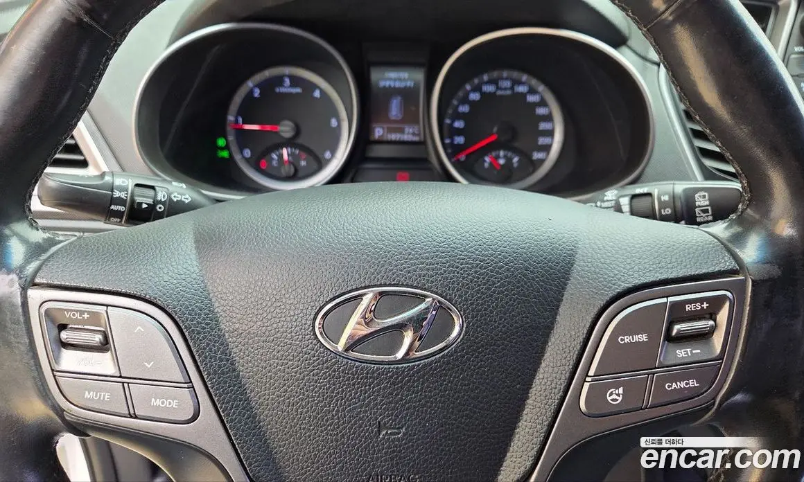 Hyundai Santa Fe 2013 2.0 автомат (гидро), фото 13