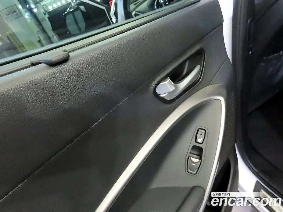 Hyundai Santa Fe 2015 2.2 автомат (гидро), фото 17