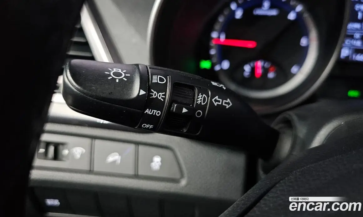 Hyundai Santa Fe 2015 2.0 автомат (гидро), фото 17