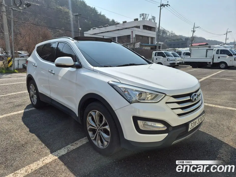 Hyundai Santa Fe 2015 2.0 автомат (гидро), фото 1 Hyundai Santa Fe 2015 2.0 автомат (гидро), фото 1