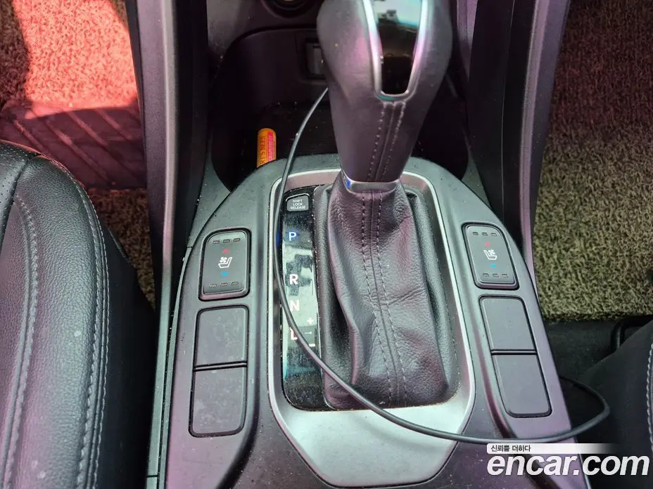 Hyundai Santa Fe 2015 2.0 автомат (гидро), фото 13 Hyundai Santa Fe 2015 2.0 автомат (гидро), фото 13