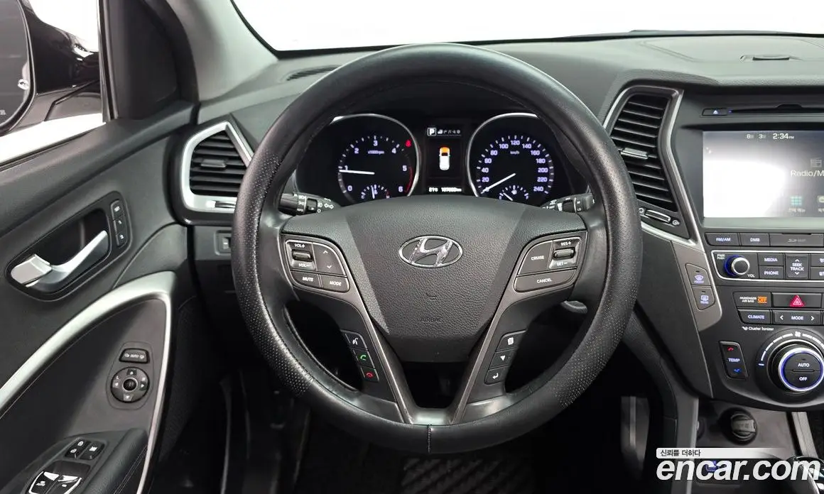 Hyundai Santa Fe 2016 2.0 автомат (гидро), фото 13