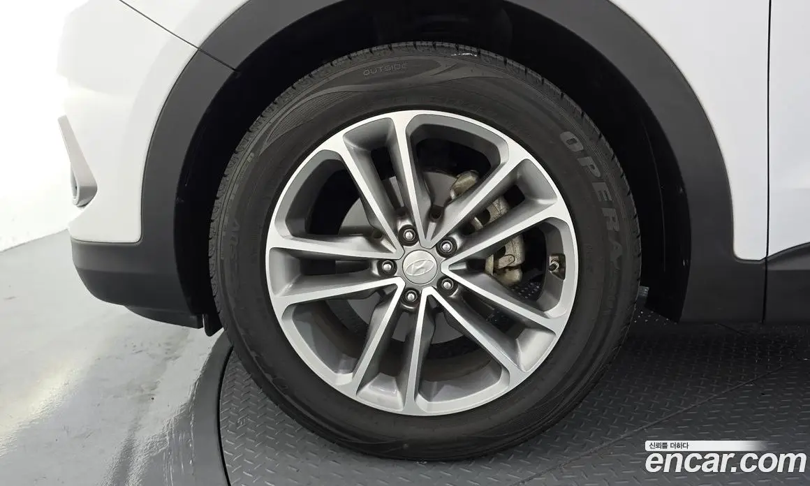 Hyundai Santa Fe 2016 2.0 автомат (гидро), фото 5