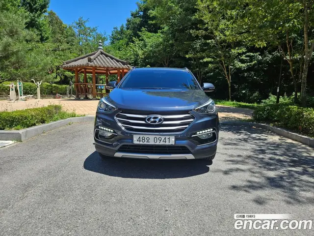 Hyundai Santa Fe, 2016, 100 123 км